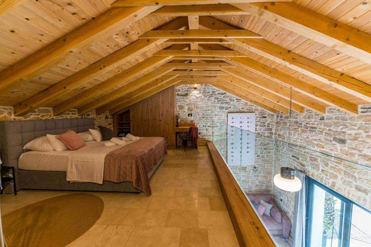 Вилла Stone House With Pool Poeta Pridraga Экстерьер фото
