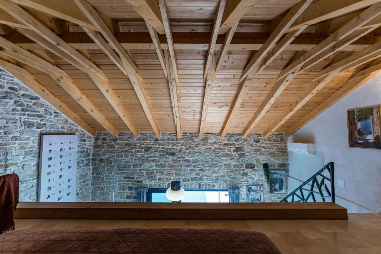 Вилла Stone House With Pool Poeta Pridraga Экстерьер фото